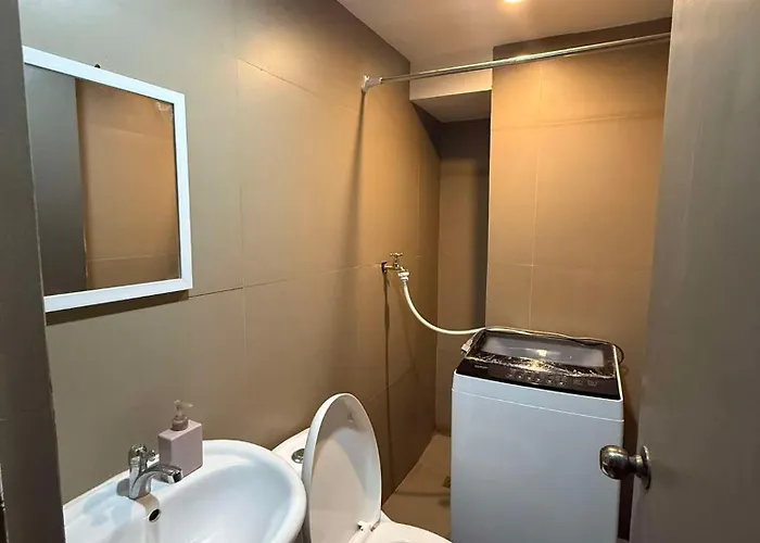 2br Loft With Citylight View In Prime Bgc Location Apartahotel Manila